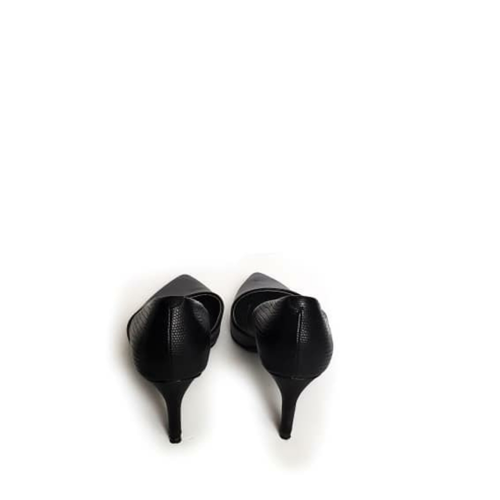 Black shoe